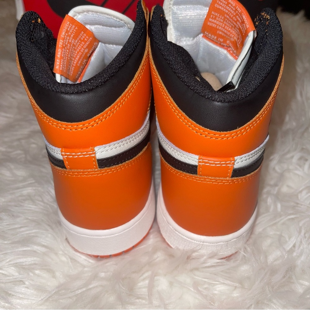 🏀 6.5 GS Nike Air Jordan 1 Retro High OG Shattered Backboard - Picture 5 of 9